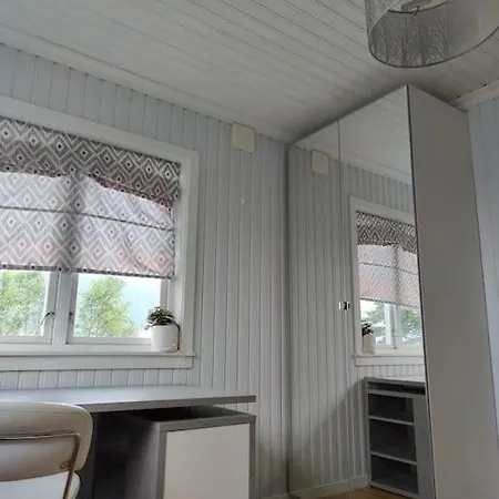 Villa Cozy Family House Tromsø Exterior foto